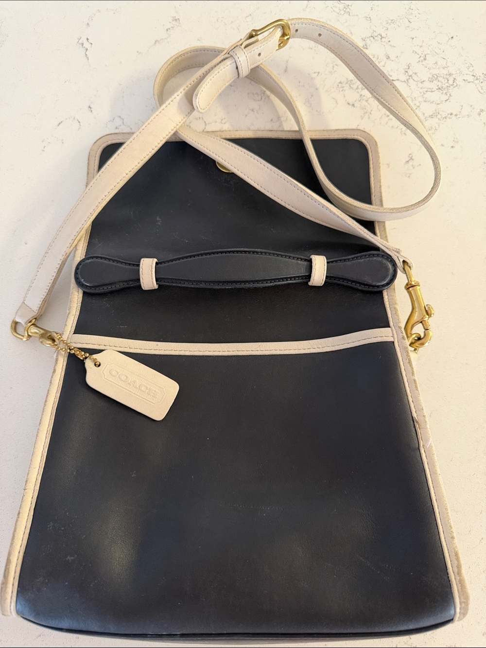 Y2K Vintage Coach Classic Black and Cream  Leather Crossbody purse M1P 6870 - Picture 13 of 14